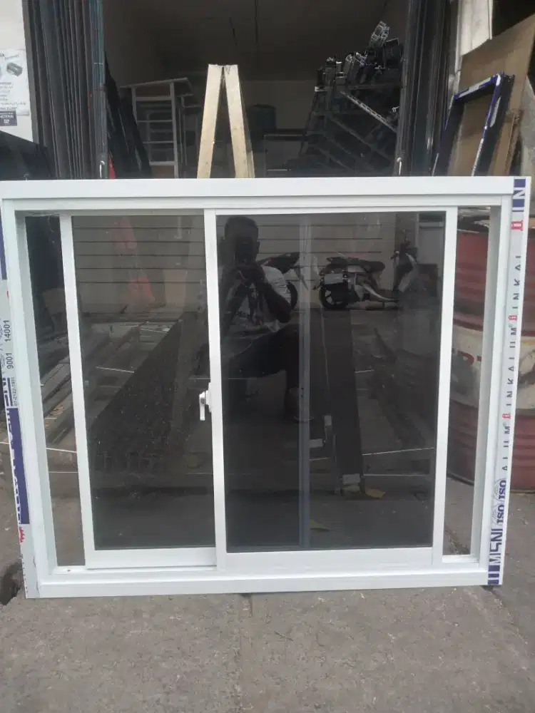 Jendela geser alumunium T100cm L100cm harga berikut pemasangan 1,3 jt