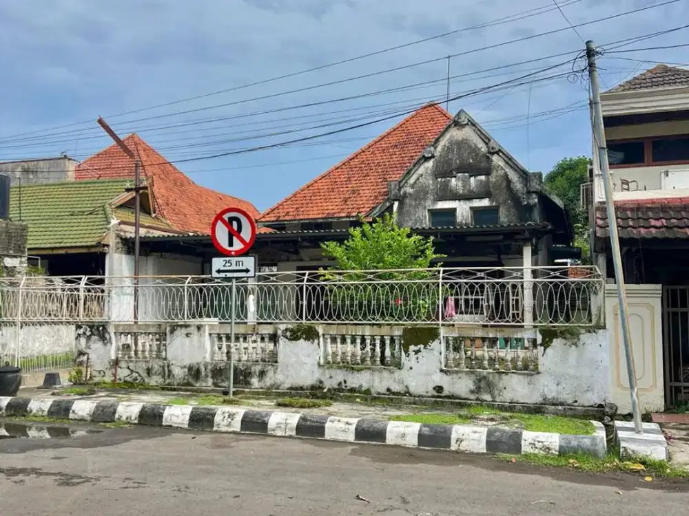 JUAL CEPAT! Rumah usaha hitung tanah jalan barito darmo