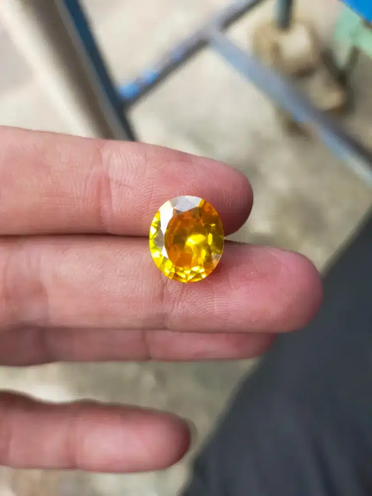 Batu permata citrine