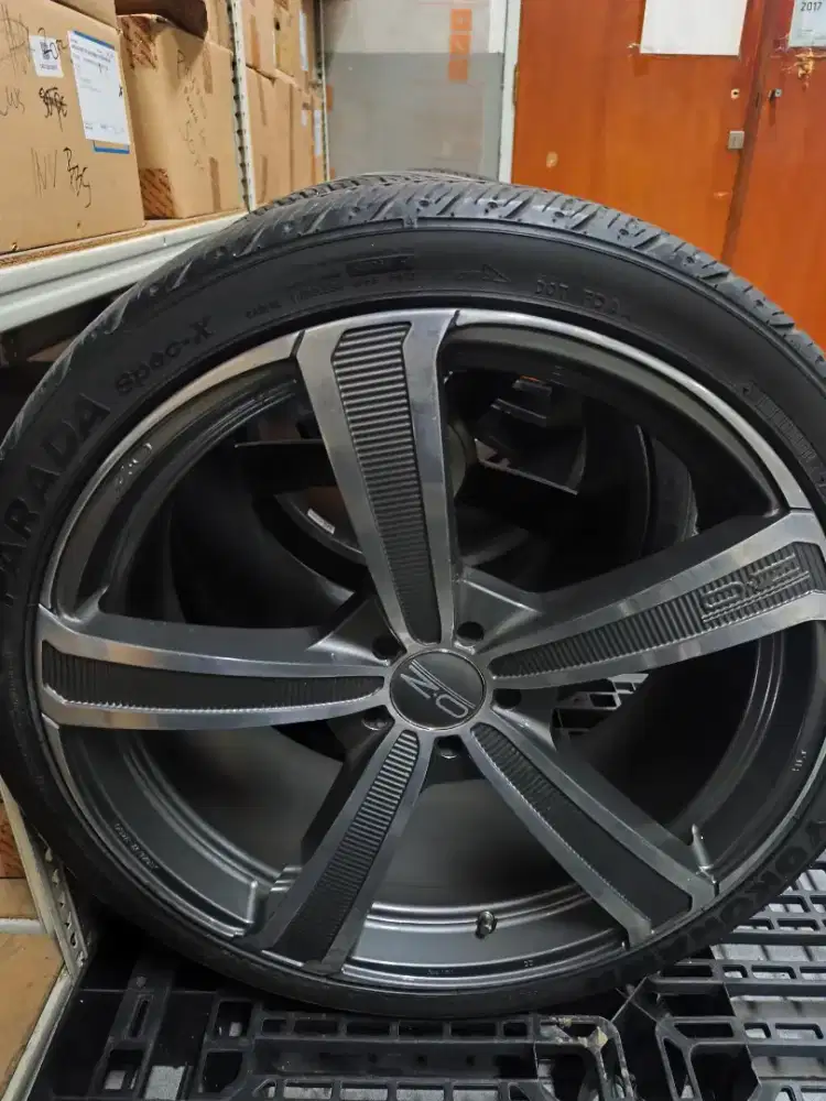 Velg OZ Montecarlo HLT R22x9.5 ET40 - PCD 5x114.3 Matt Graphite