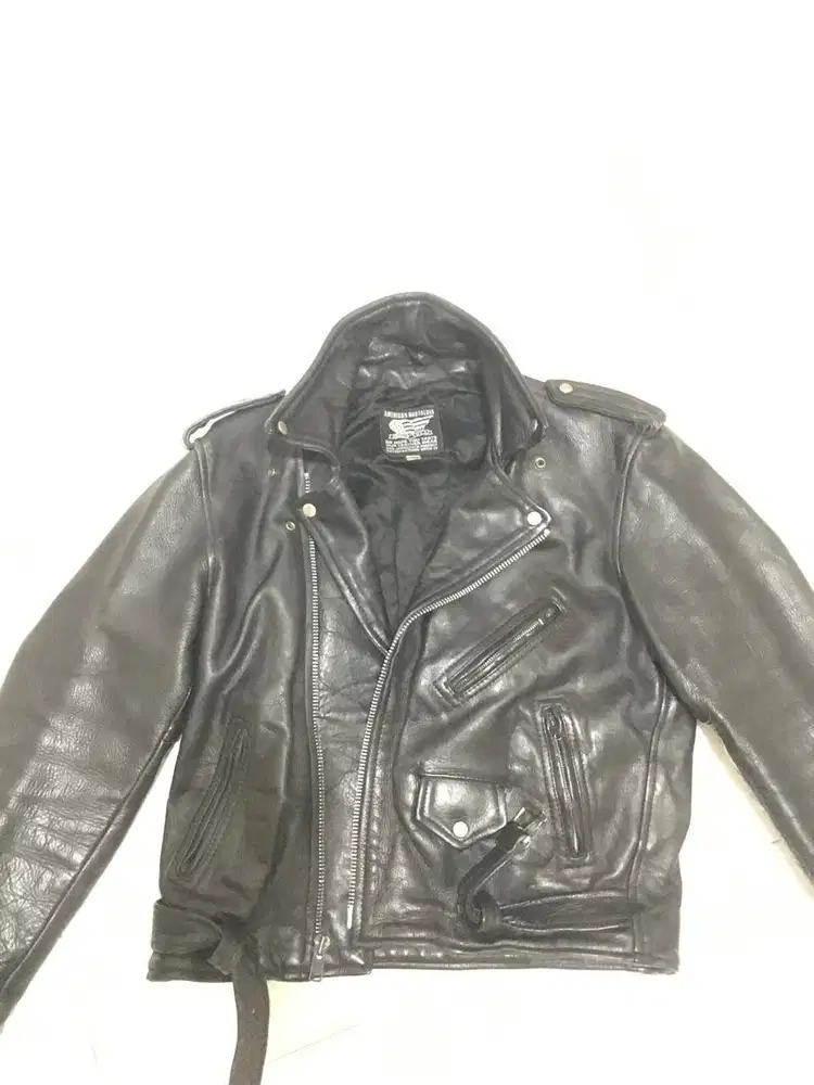 Jaket kulit pria merk Ramones