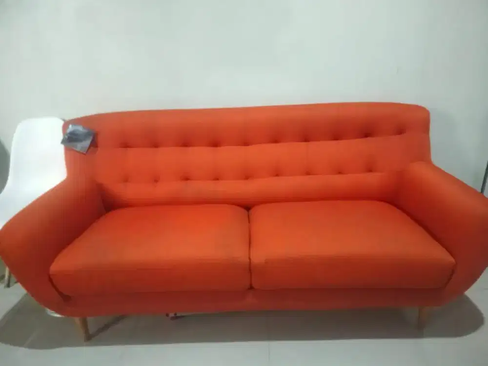 INFORMA SOFA+COFFEE TABLE SET