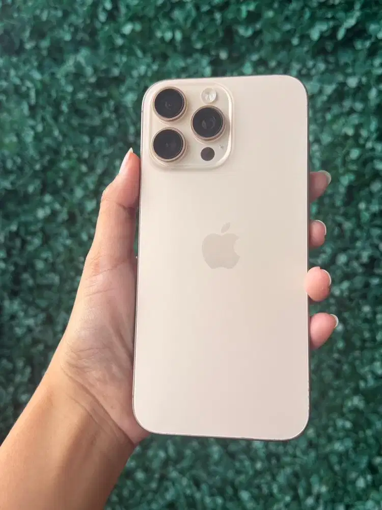 iphone 16 promax 256gb gold