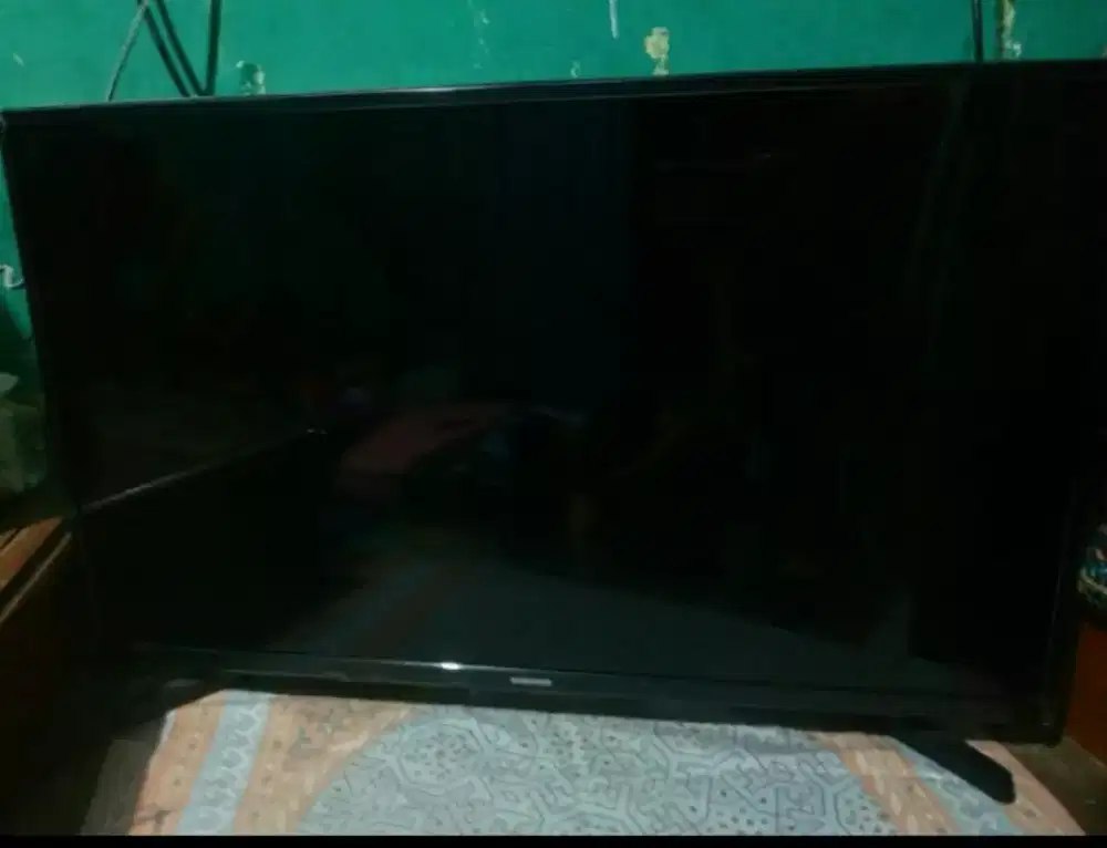 Tv Samsung 32inc udh smart, fullset nominus