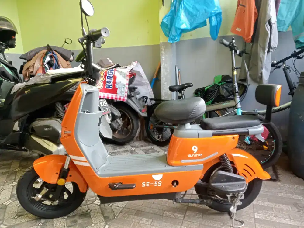 Jual Selis merek e- 9 nine