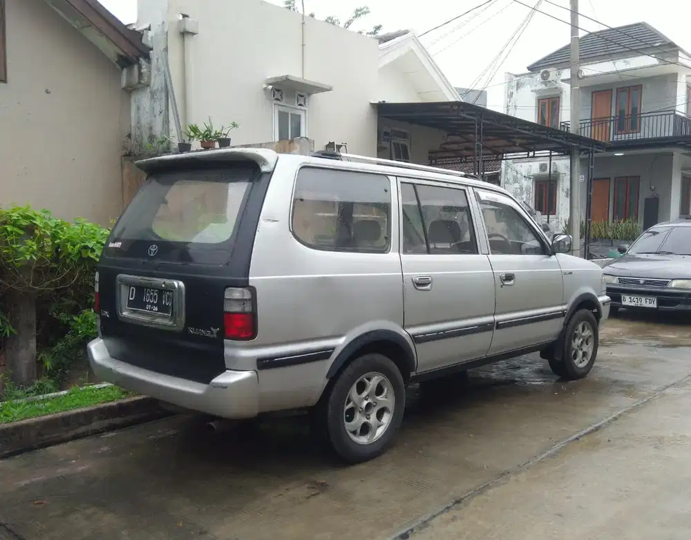 Toyota Kijang 2001 Bensin