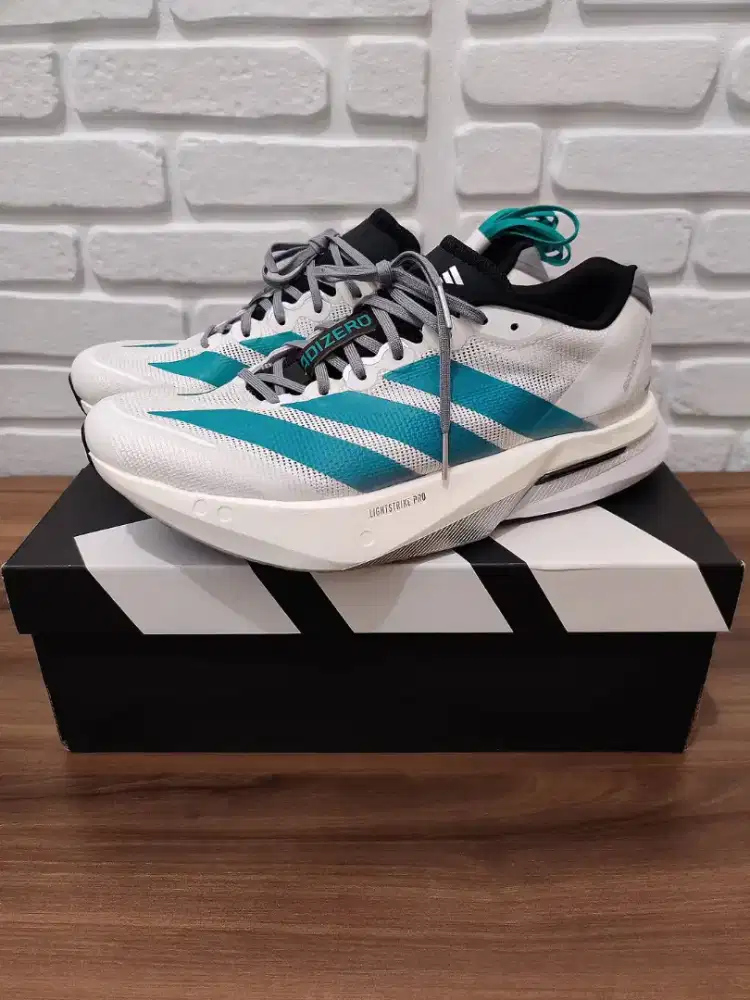 ADIZERO BOSTON 13 WHITE/TOSCA