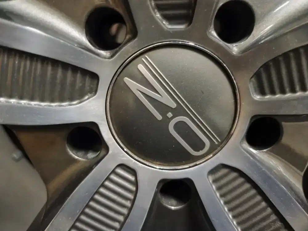 Velg OZ Montecarlo HLT R22x9.5 ET40 - PCD 5x114.3 Matt Graphite