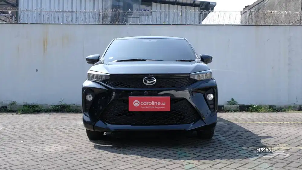 DAIHATSU XENIA R 1.3 CVT AT 2022 HITAM