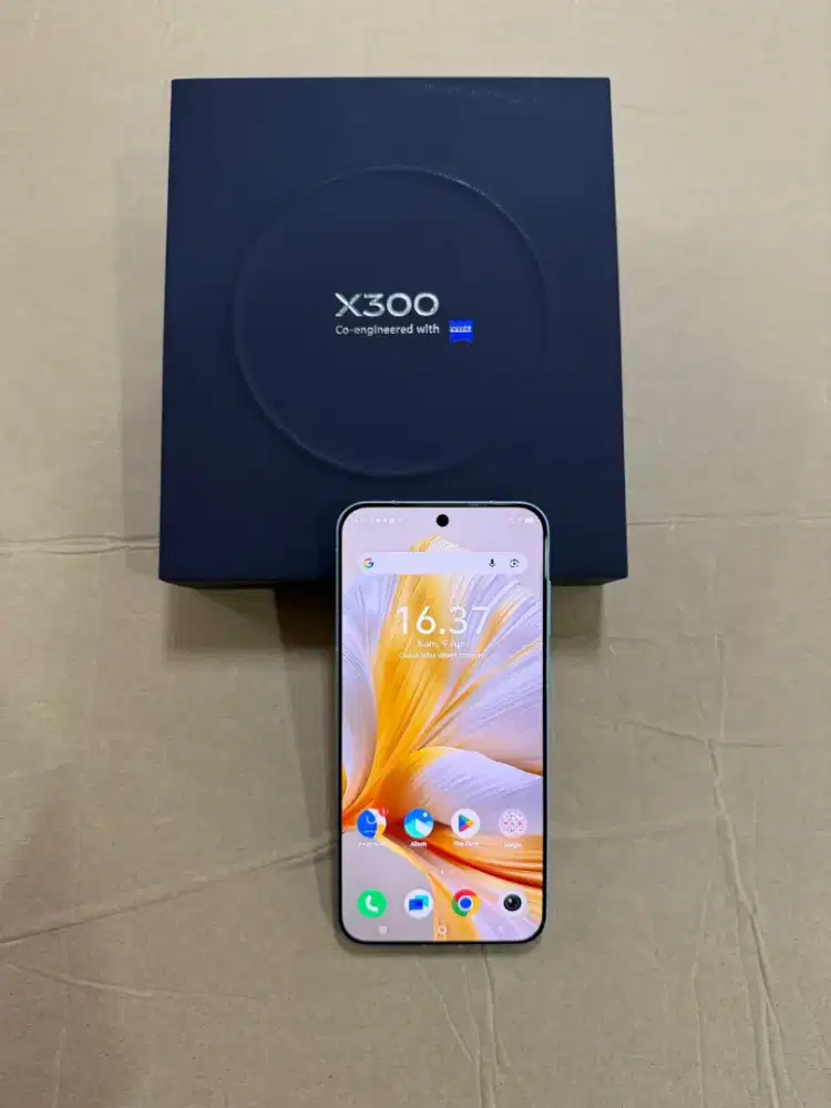 Vivo X300 12/256GB 5G Zeiss Optic Kamera Garansi Resmi Fullset