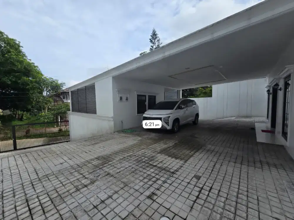 Rumah Mewah Modern Semi Furnished Di Komplek Exclusive Gegerkalong Bandung Utara