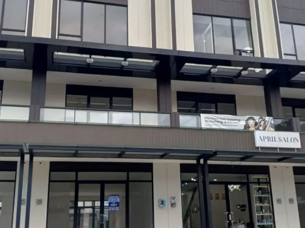 Ruko Hook Gandeng Sorrento Grande 5X18 & 6X18 – 3 Lantai Ramai Siap Pakai Lokasi Premium Dekat Matera