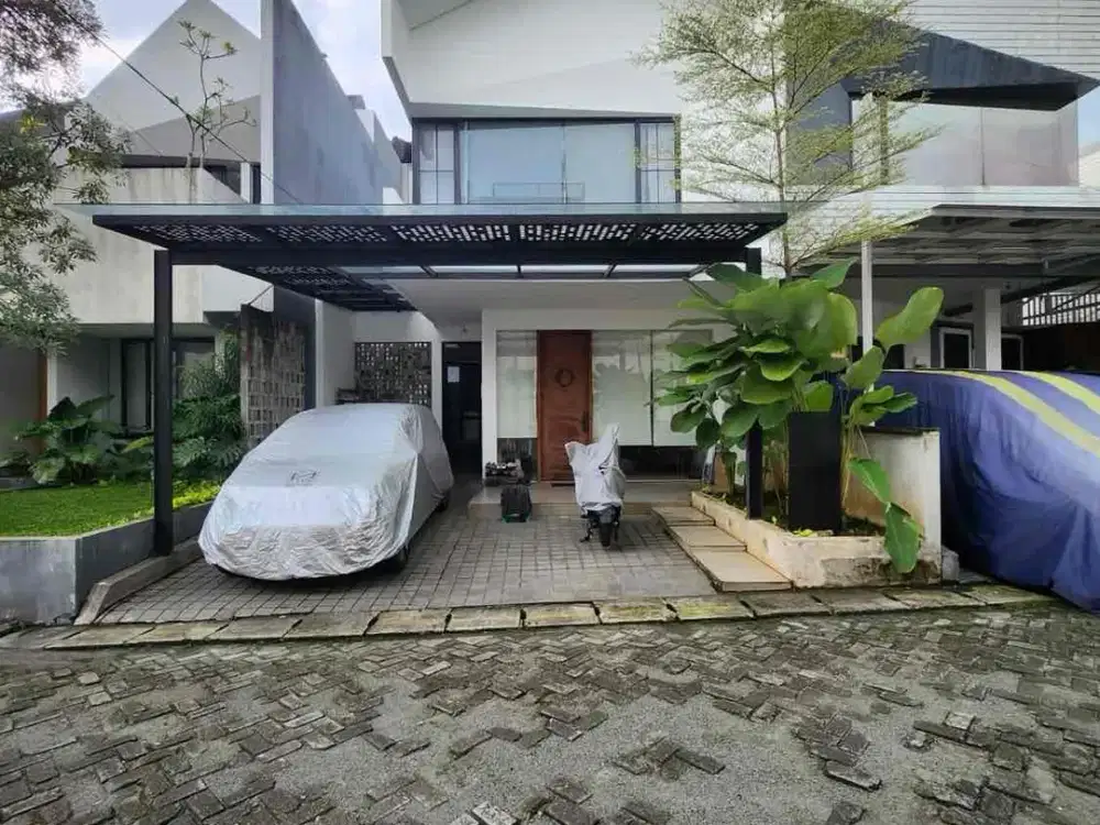 Jaksel Town House  rumah bagus aesthetic siap huni