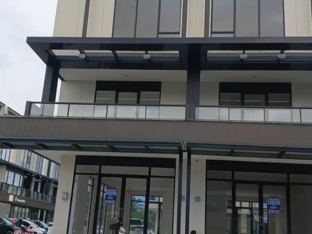 Dijual Ruko Sorrento Grande Hook Gandeng Sebrang Padel dan 3 Menit ke BSD City Lokasi Ramai