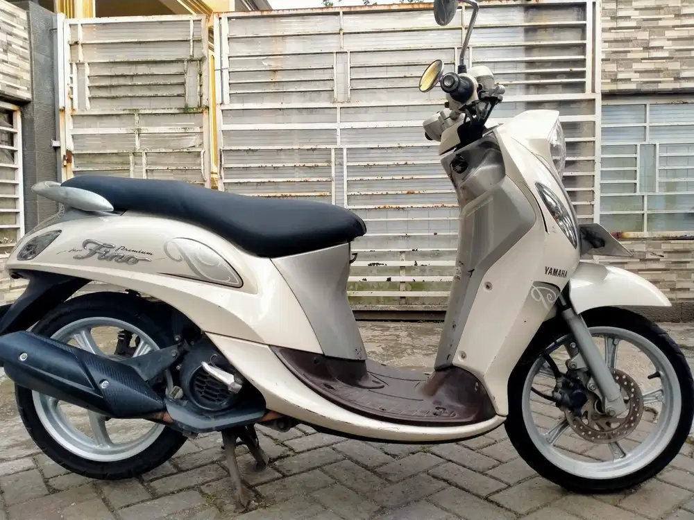 Yamaha Fino 125 premium lengkap motor sehat keterangan detail dibawah