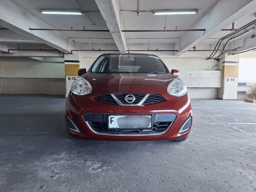NISSAN MARCH 1.5 MT MANUAL 2017 MERAH KM 120RB