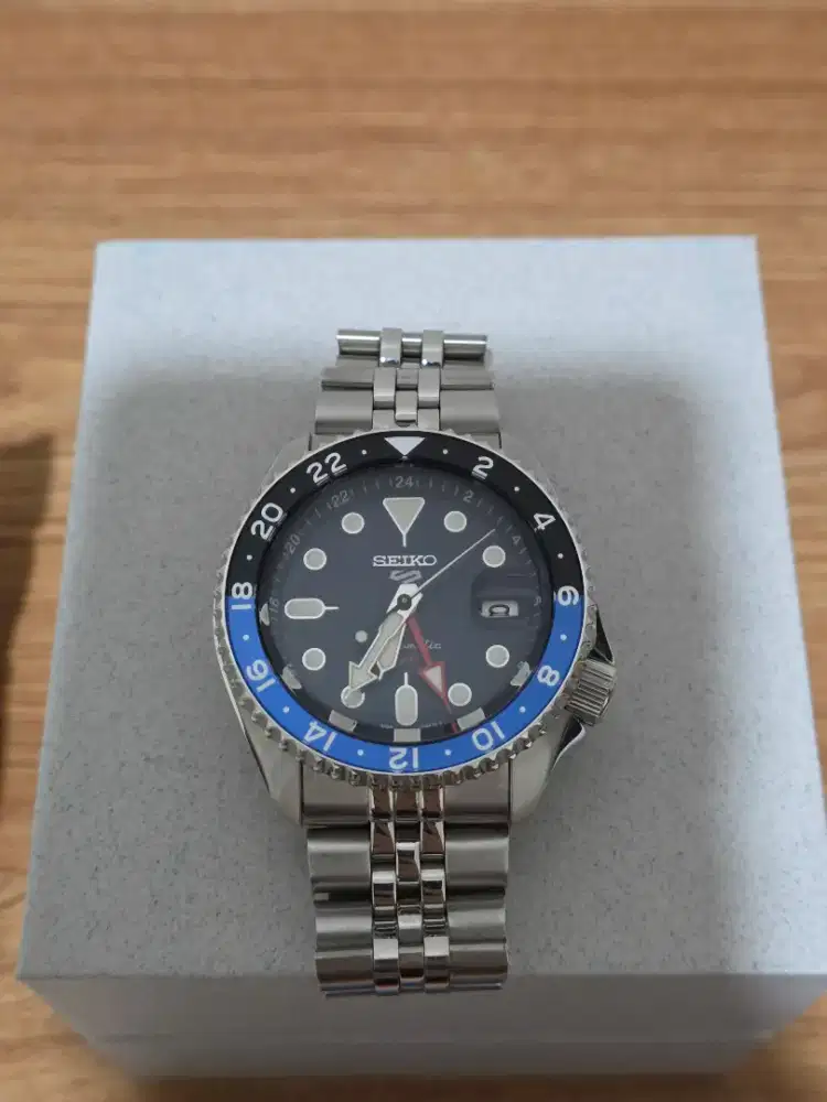 Seiko gmt batman ssk003k1 limited edition 2 bulan pakai