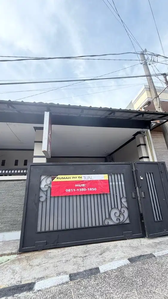 Di jual rumah di perumahan dephankam