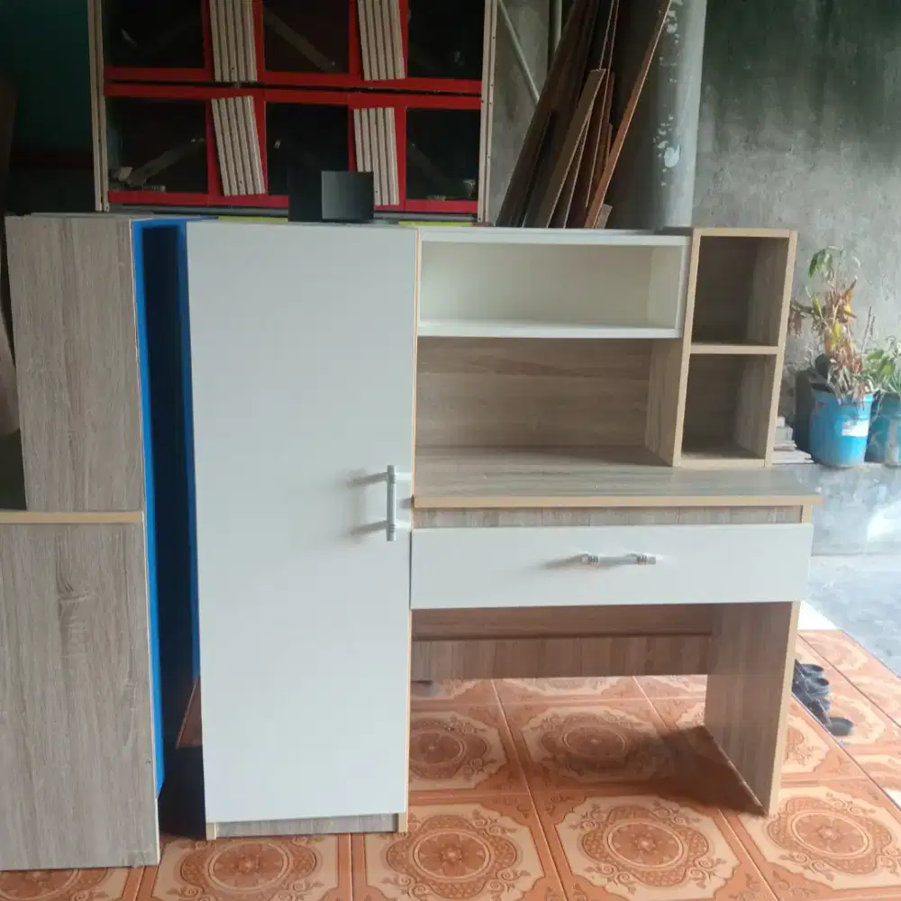 Meja belajar furniture