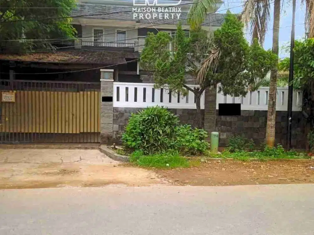 RUMAH 2.5 LANTAI SIAP HUNI DIKOMPLEKS BILLY&MOON ,PONDOK KELAPA DURET SAWIT JAKTIM