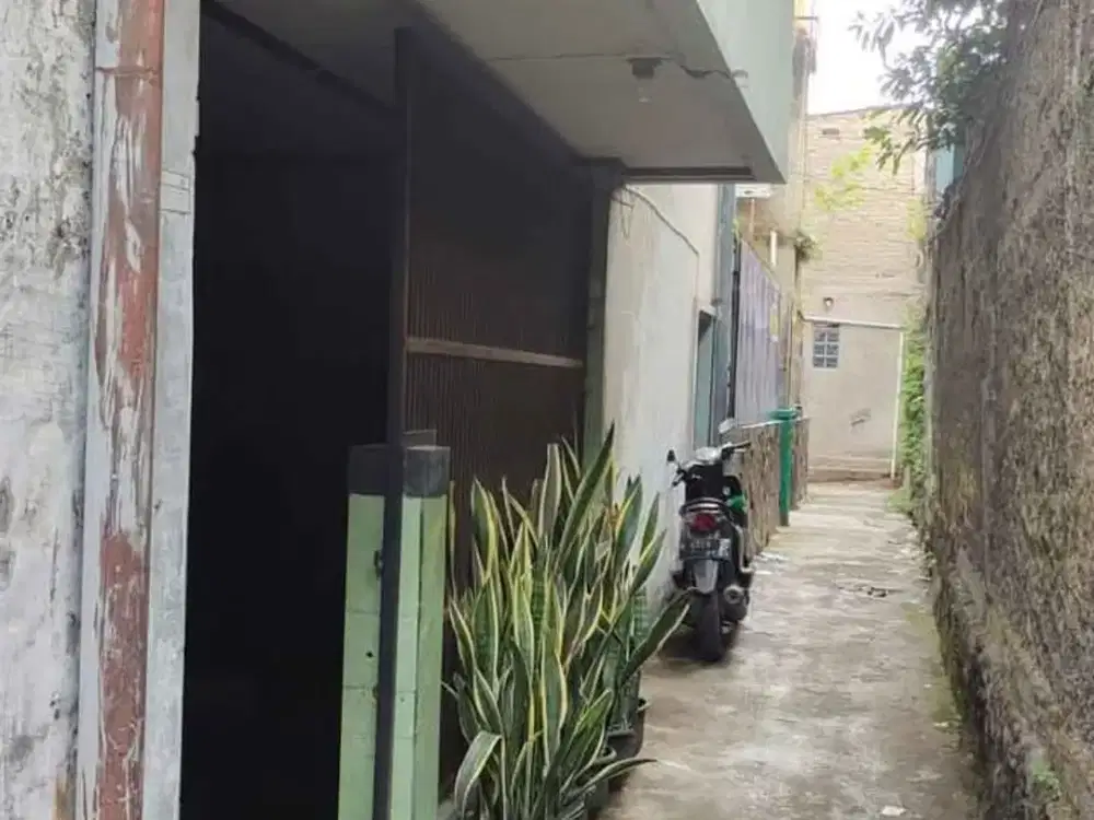 Dijual rumah kost Cibogo Atas dekat ke kampus Maranatha, Ulbi dan Polban