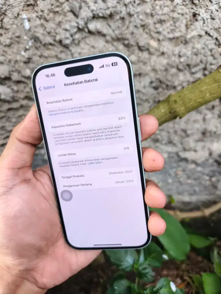 IPhone 15 Basic 128 GB Fullset Pemakaian pribadi Nego