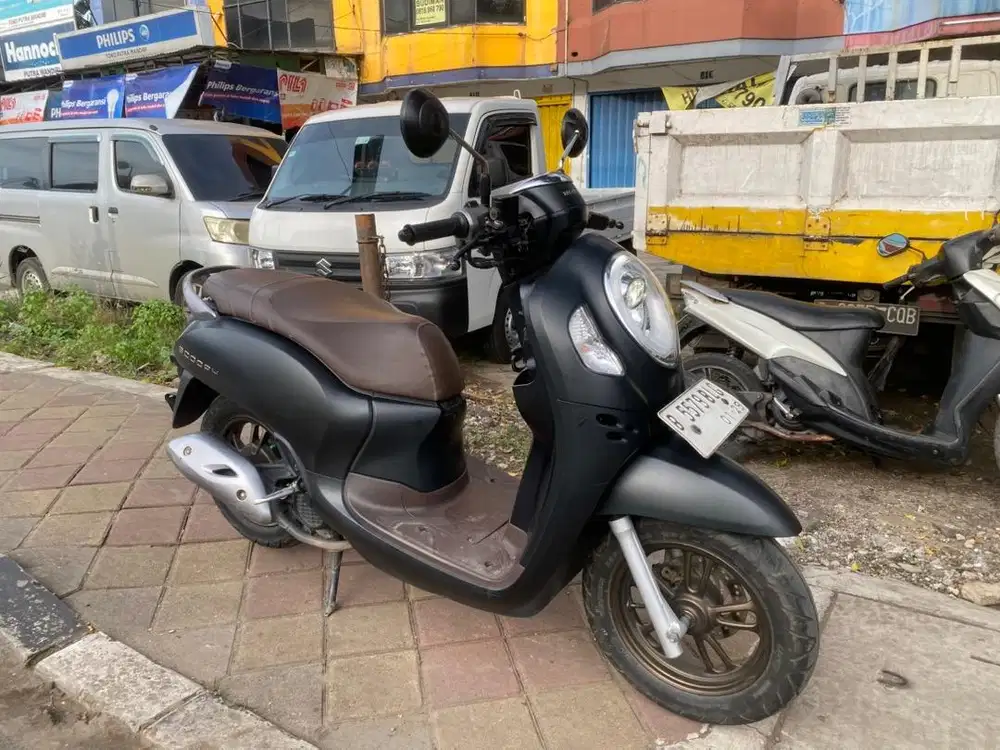 HONDA SCOOPY PRESTIGE CBS ISS LED FI KEYLESS 2024 SIAP PAKAI