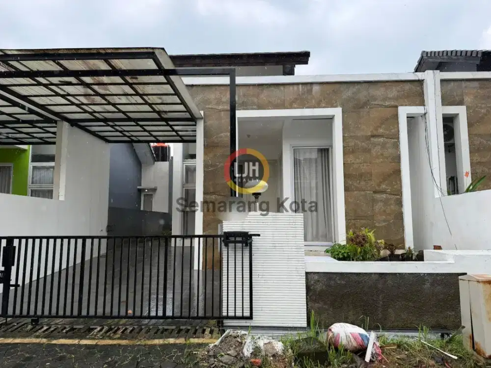 Rumah siap huni di Graha Candi Golf