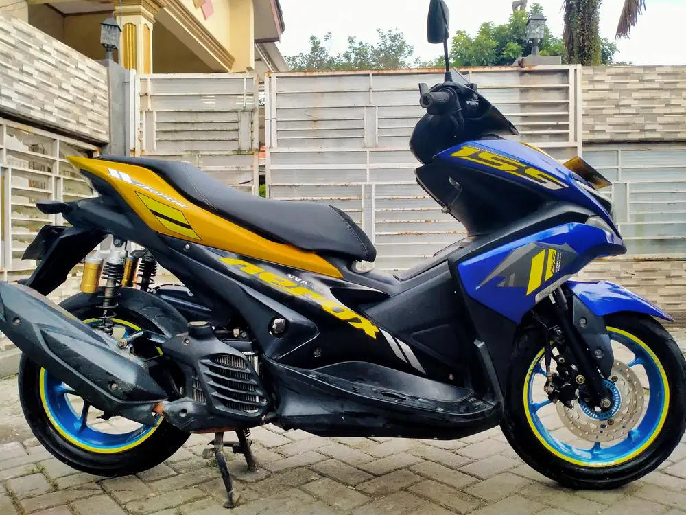 Yamaha Aerox keyless lengkap motor sehat keterangan detail dibawah