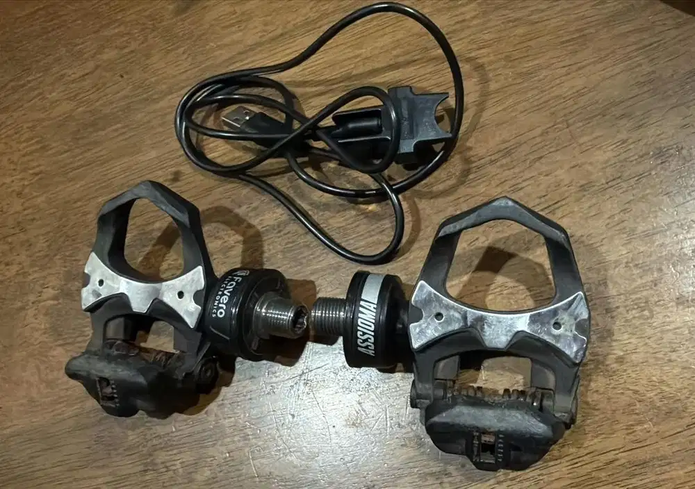 Power meter pedal assioma favero DUO jadi UNO second