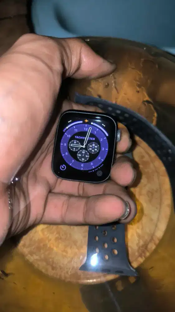 Apple Watch SE nike 44mm.bisa maps&qris.cod sekarang.nego sampe muntah