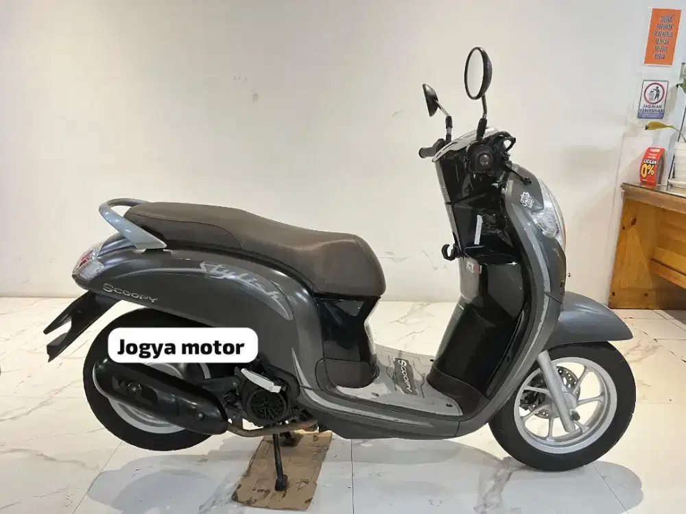 3 HONDA SCOOPY STYLISH 2020