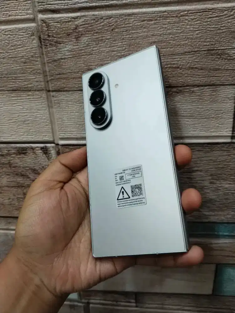 Samsung Z fold 7 12/512GB resmi sein