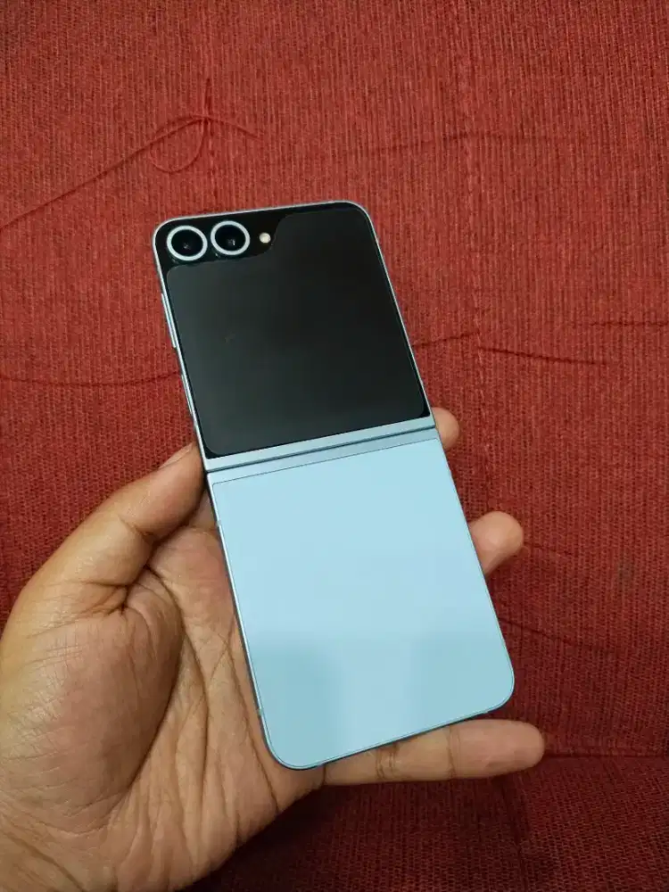 Samsung Z Flip6 8/512GB resmi sein