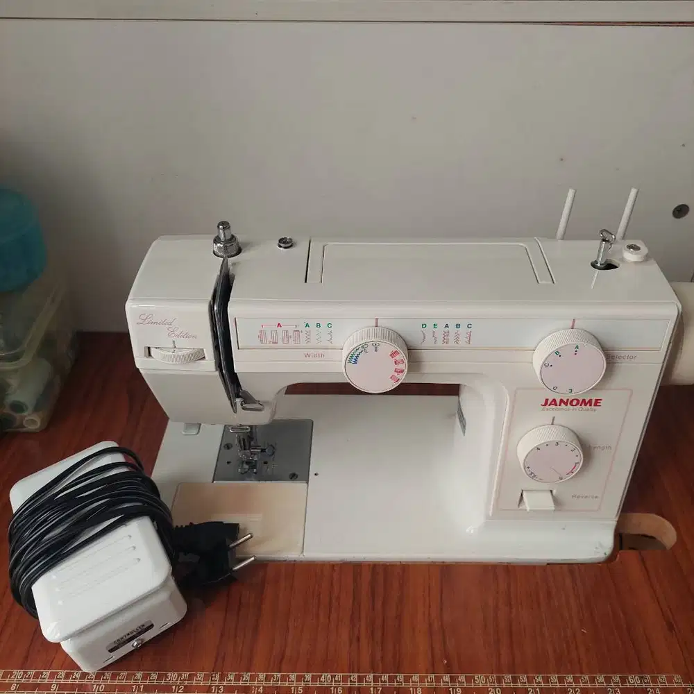 Dijual Mesin Janome Tipe NS 7210