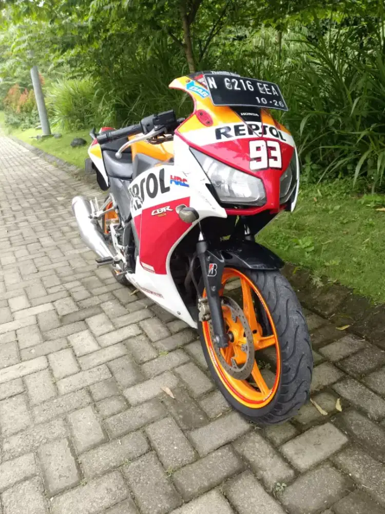 Honda CBR 150 R K45A tahun 2014