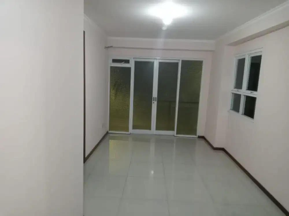 Gateway Pasteur 2BR Hook 2, Balkon