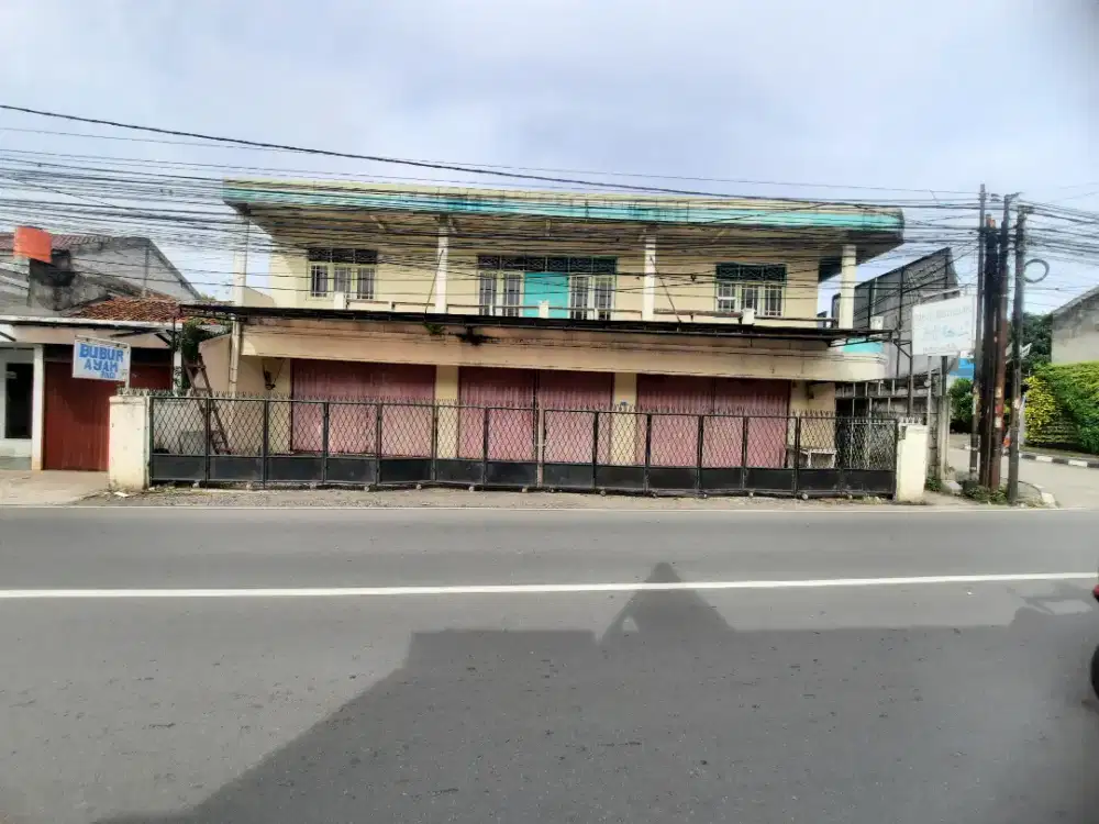 DISEWAKAN RUKO STATEGIS 2 LT, SAMPING KAMPUS UHAMKA PD AREN