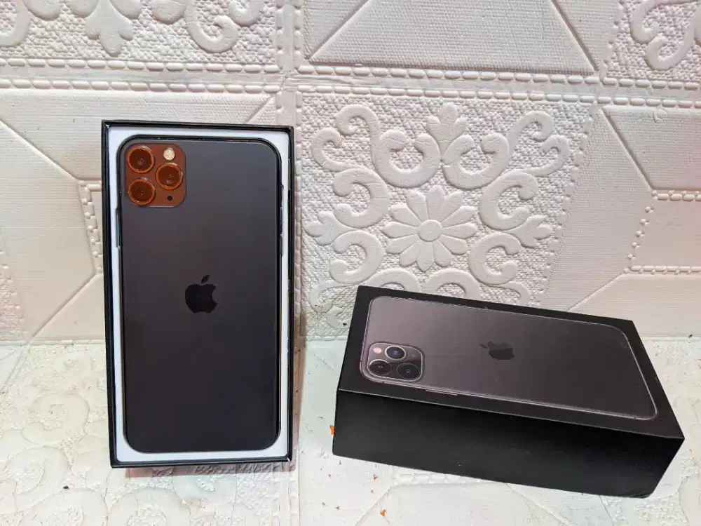 iPhone 11 Pro Max 256 GB iBox