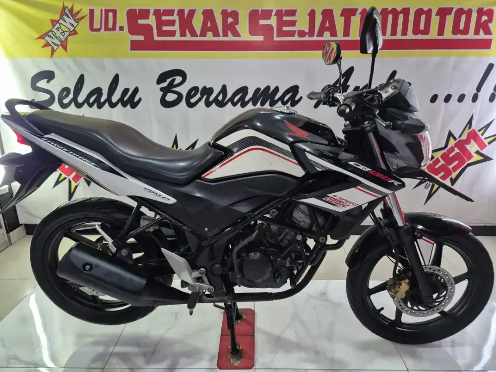 CB 150 R streetfire Old mumer