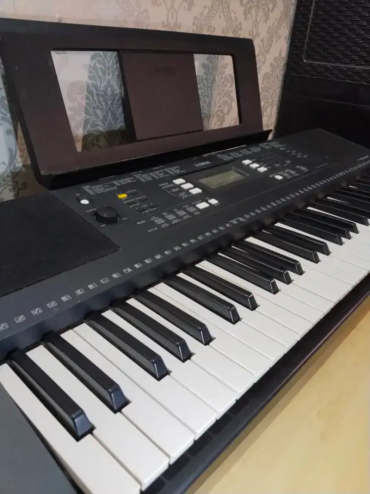 Yamaha Keyboard PSR E343