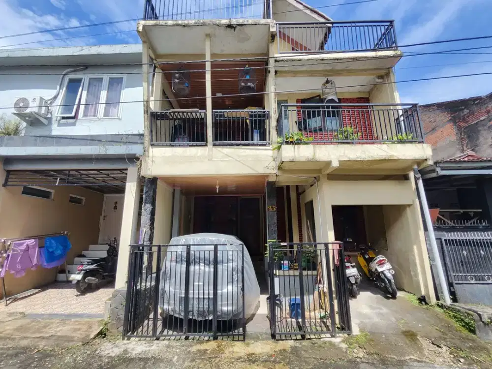 Rumah Terawat 15 Menit ke Pintu Tol Cibadak 2 SHM Hadap Timur J-43744