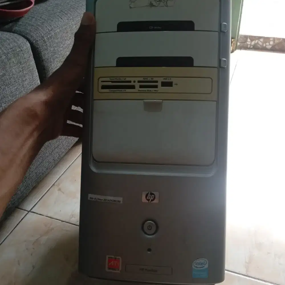 Komputer Processor i3, Ram 4gb, Harddisk 500gb Tinggal pake aja