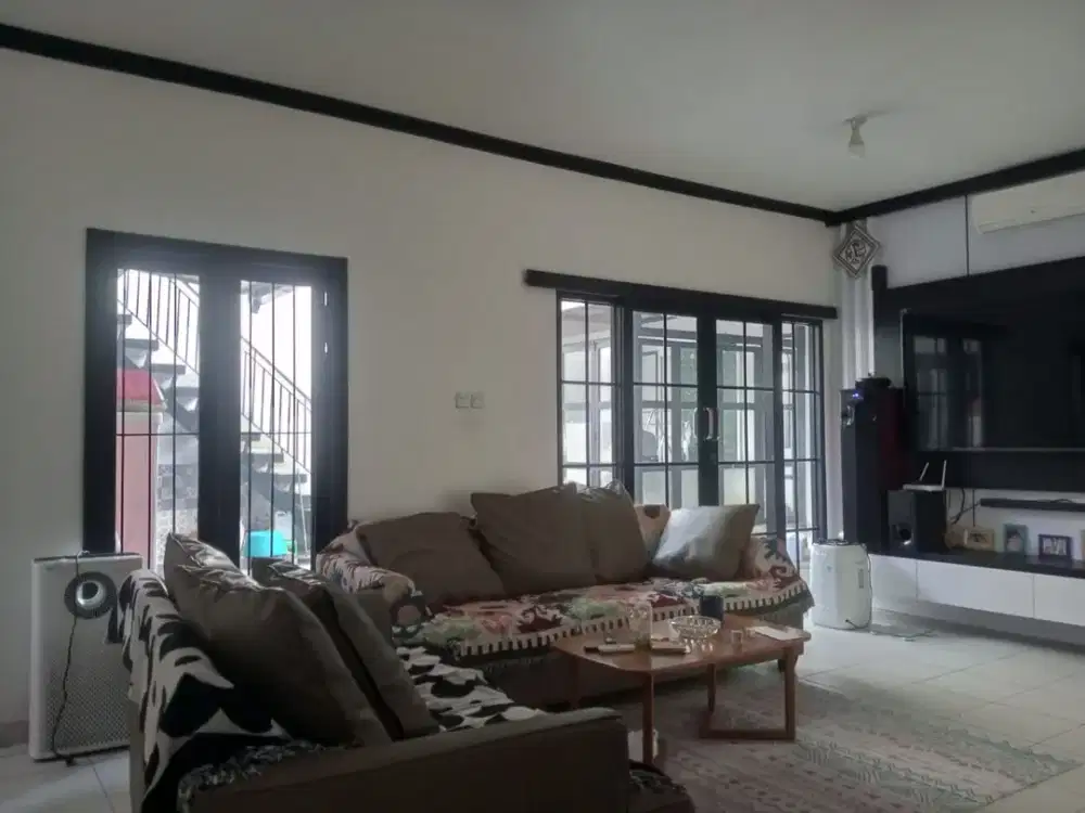Rumah Luxury Kota Baru Parahyangan Harga Murah