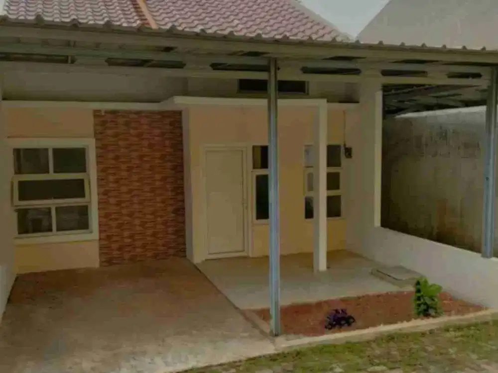 jual rumah di perumah grand vila mas jl Ar rahim Meruyung limo depok