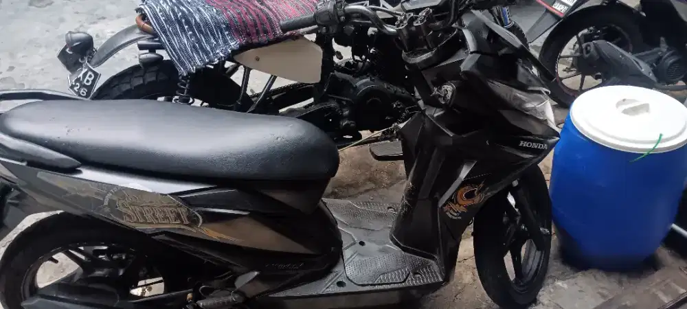 Honda beat street 2019