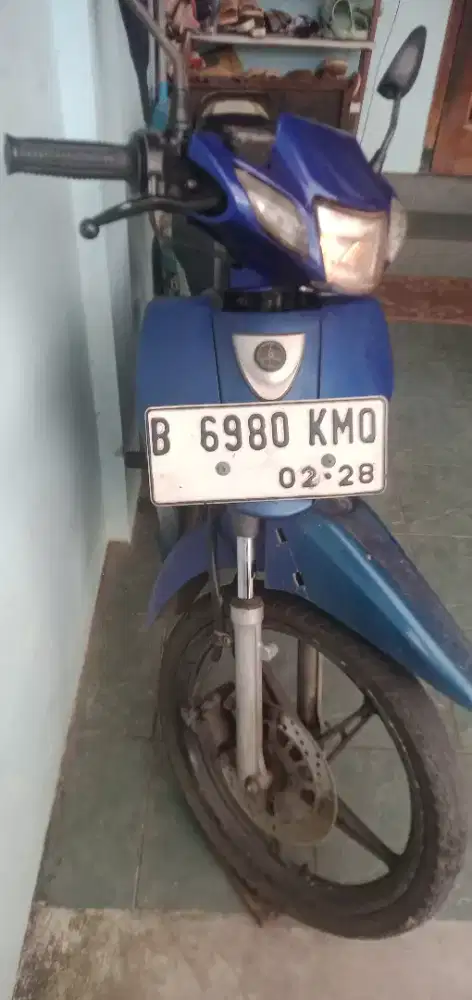 Dijual Motor Yamaha Vega R Tahun 2005