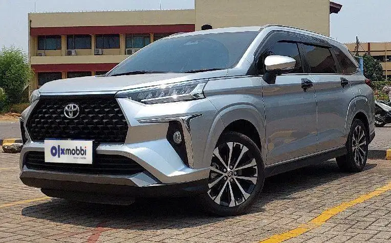 TDP 12JT, Toyota Avanza 1.5 Veloz Q TSS Bensin-AT Silver 2022