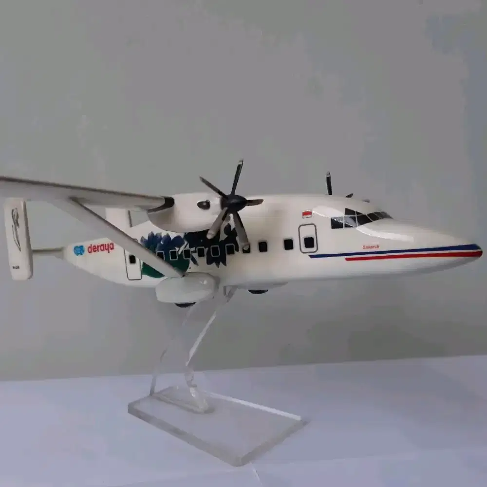 Deraya Short 330 - Miniatur Pesawat