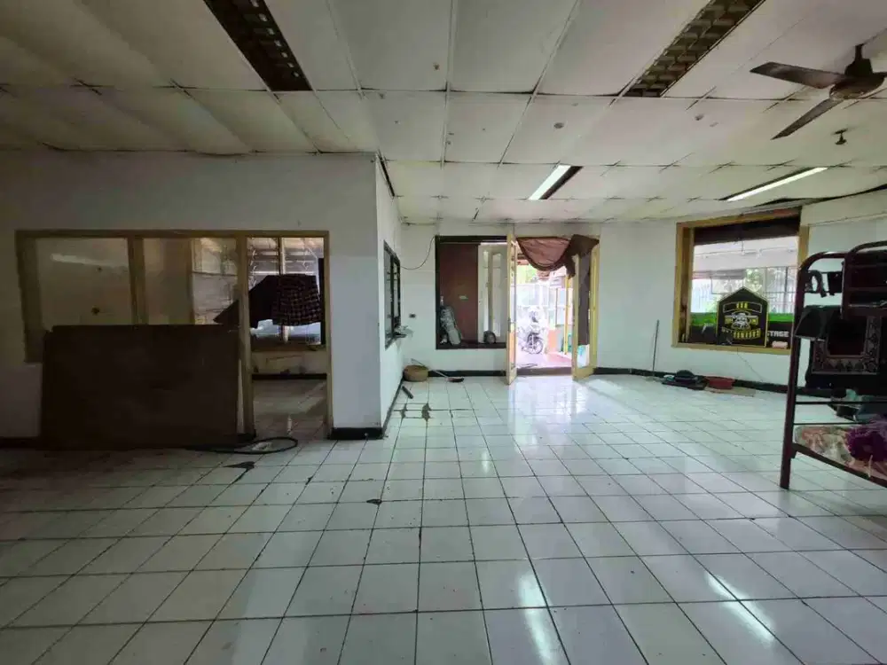 Disewakan Ruang Usaha di Kelurahan Cihapit Kecamatan Bandung Wetan - Cocok untuk MBG, Cafe, Resto, dll